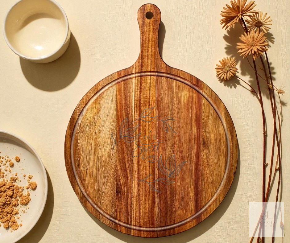 Hearthbrook – Cursive Home Script Charcuterie Board