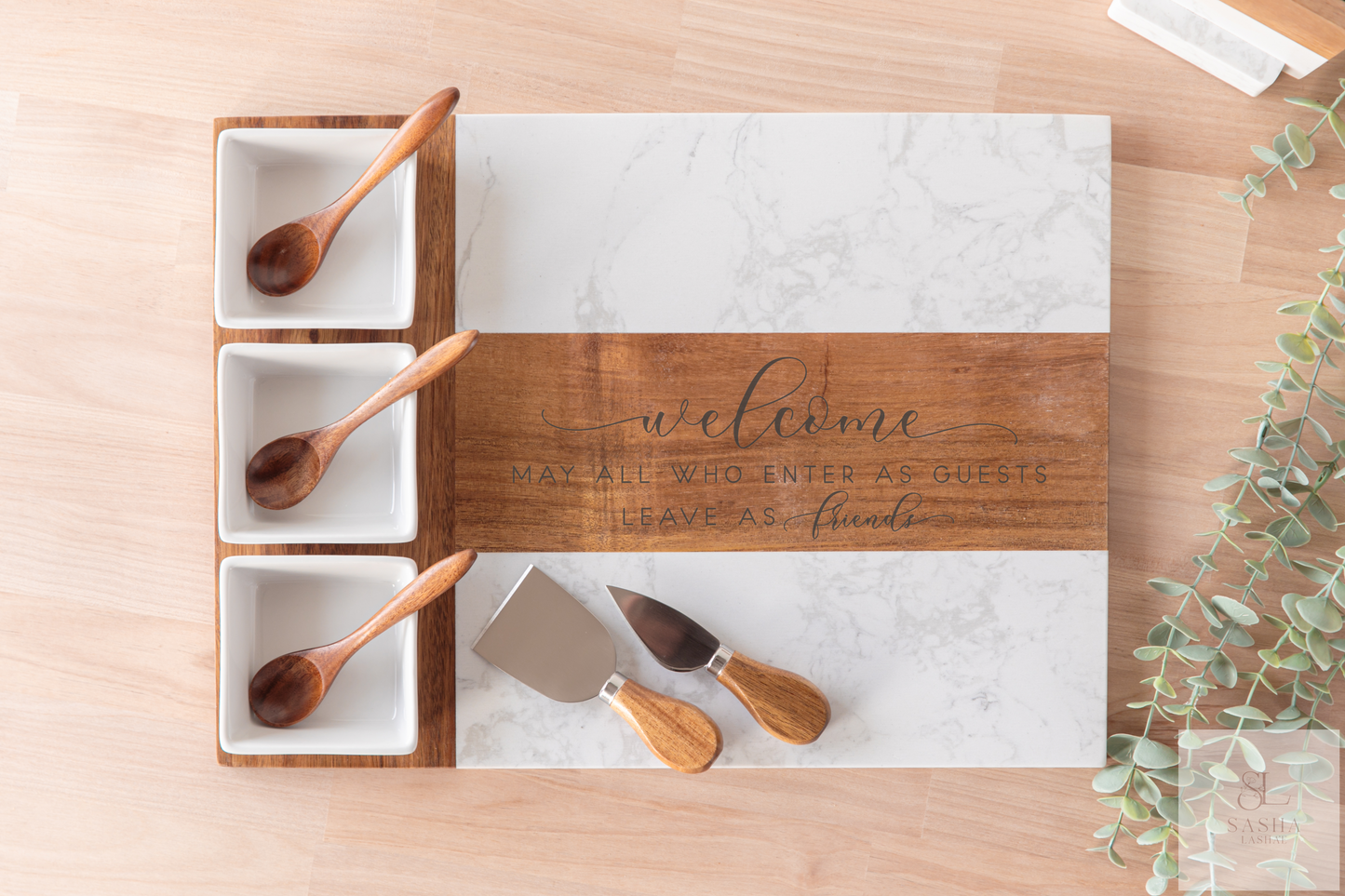 Welcome Leaves As Friends Charcuterie Board