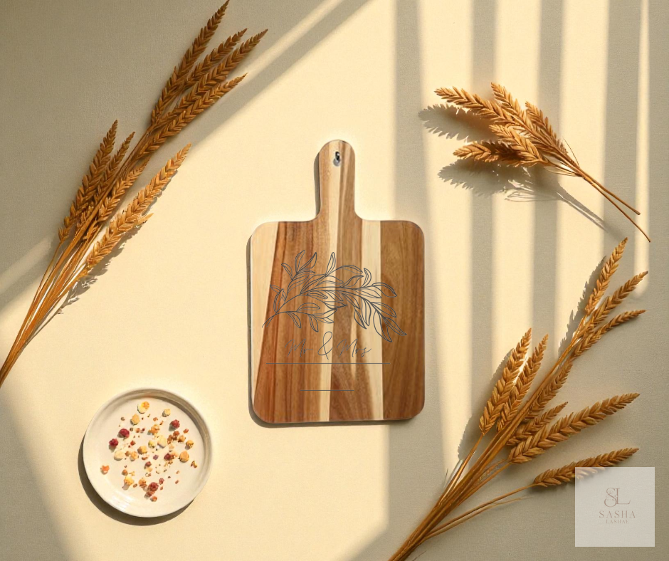 Cloverhill – Traditional Frame Style Charcuterie Board