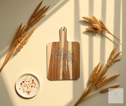 Cloverhill – Traditional Frame Style Charcuterie Board