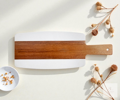 Welcome Leaves As Friends Charcuterie Board