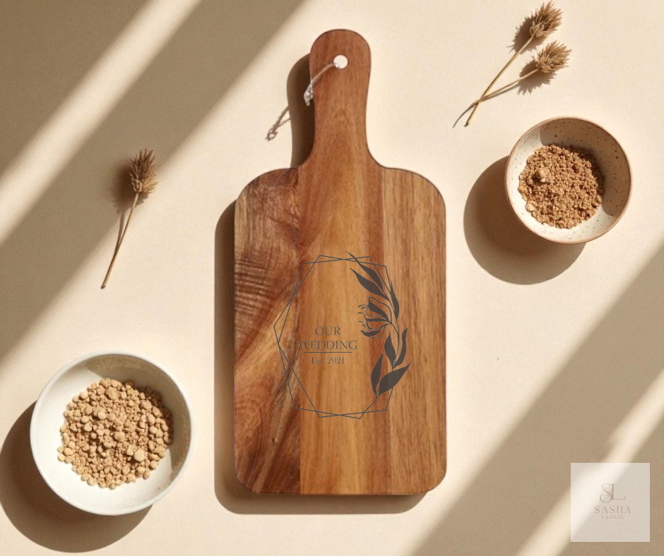 Hawthorne Hill – Botanical Frame Motif