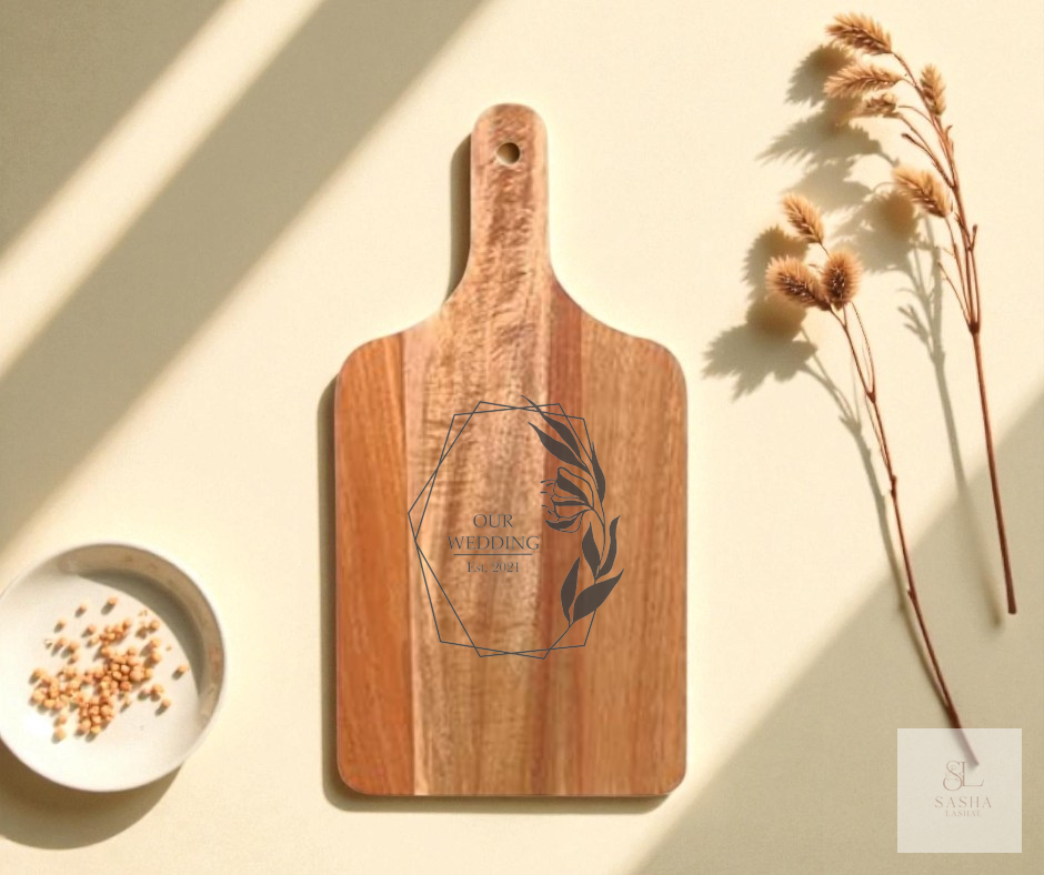 Hawthorne Hill – Botanical Frame Motif