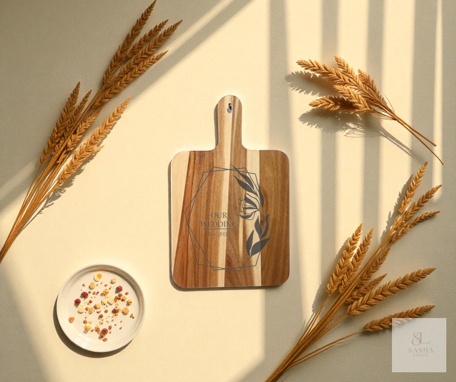 Hawthorne Hill – Botanical Frame Motif