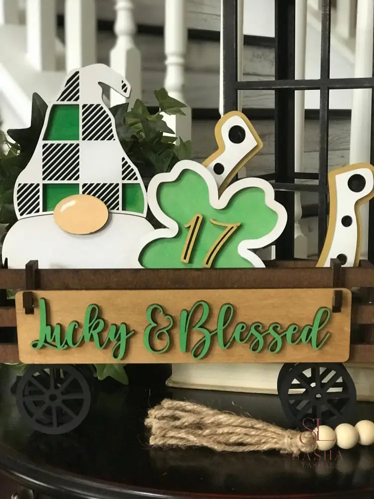 St. Patricks Day Gnome Wagon Insert